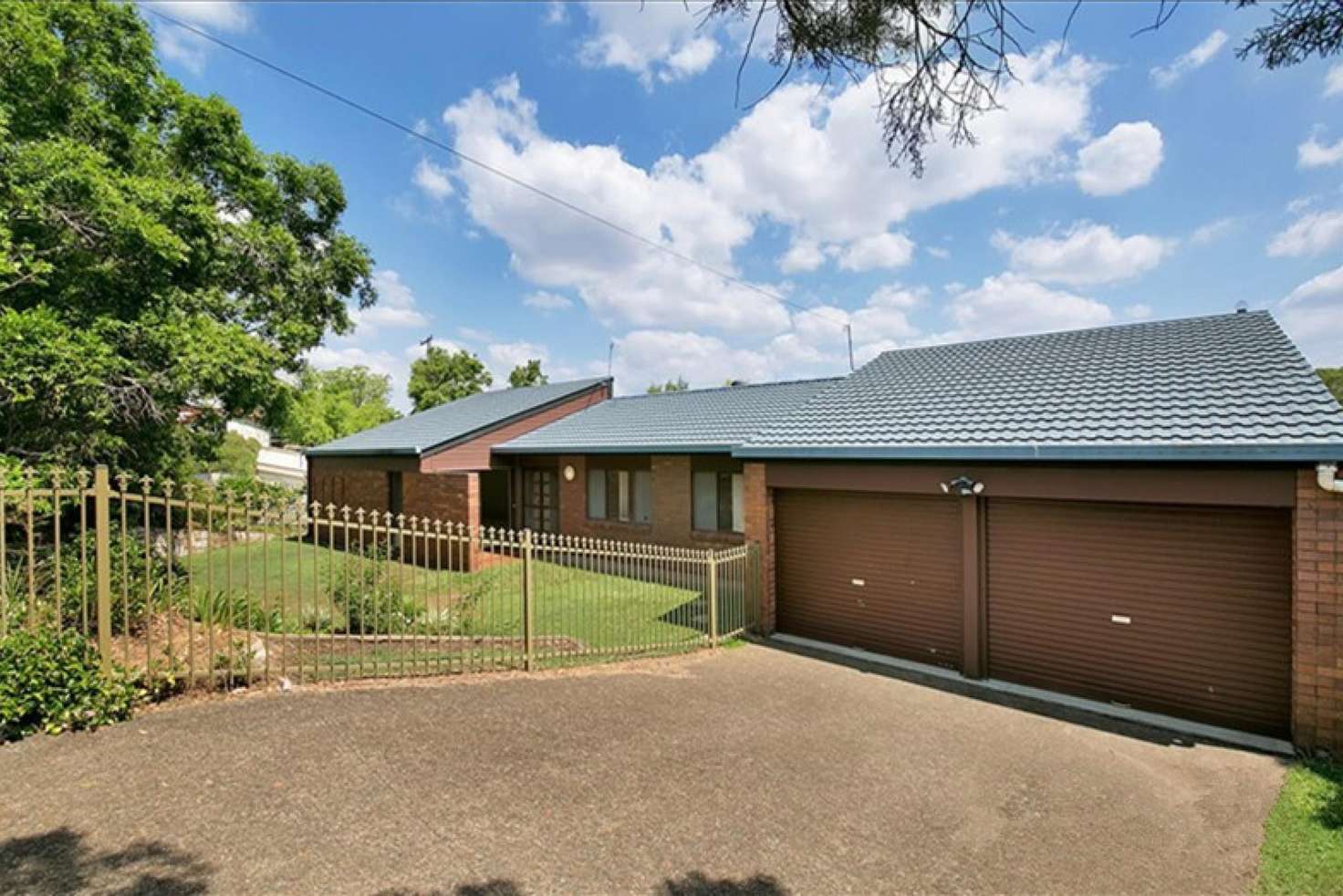 Main view of Homely house listing, 138 Burbong St, Chapel Hill QLD 4069