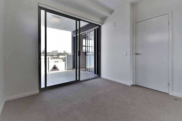 Fourth view of Homely unit listing, 55/55 Princess St, Kangaroo Point QLD 4169