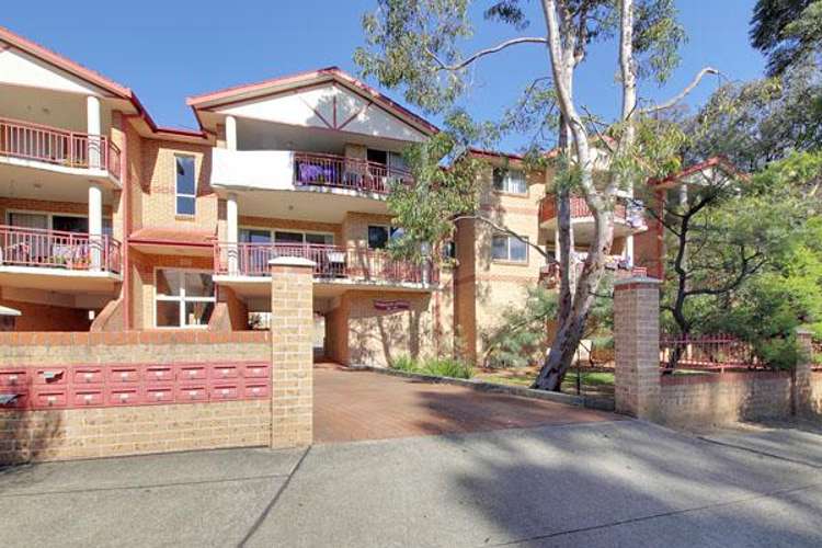 Main view of Homely unit listing, 2/108 Stapleton Street, Pendle Hill NSW 2145