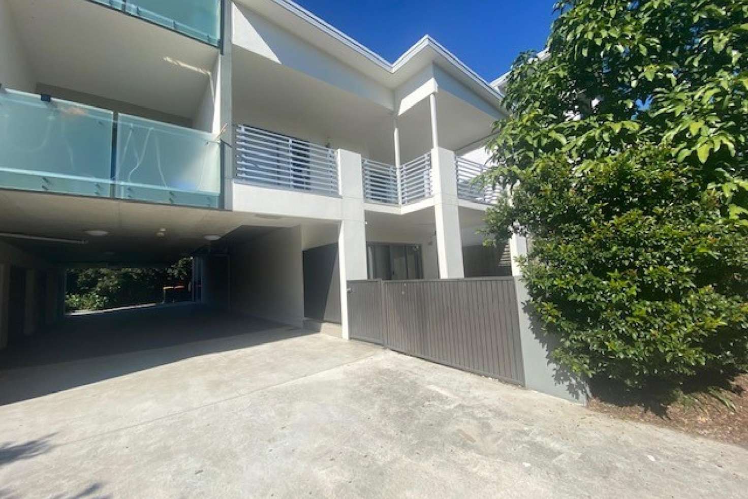 Main view of Homely unit listing, 1/8 Gary Street, Morningside QLD 4170