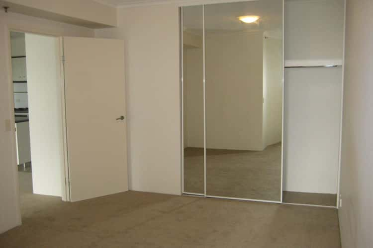 Third view of Homely apartment listing, 82 Boundary Street, Brisbane QLD 4000