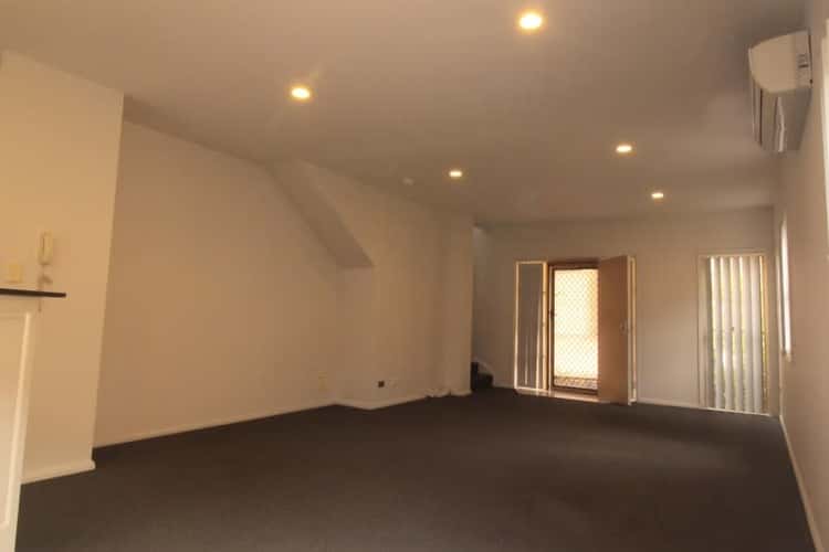 Second view of Homely townhouse listing, 10/6 Kembla Street, Balgownie NSW 2519