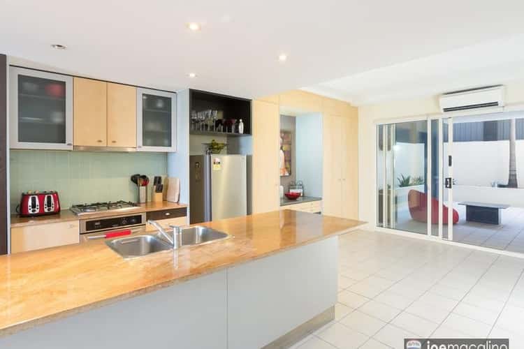 Second view of Homely unit listing, 451 Gregory tce, Spring Hill QLD 4000