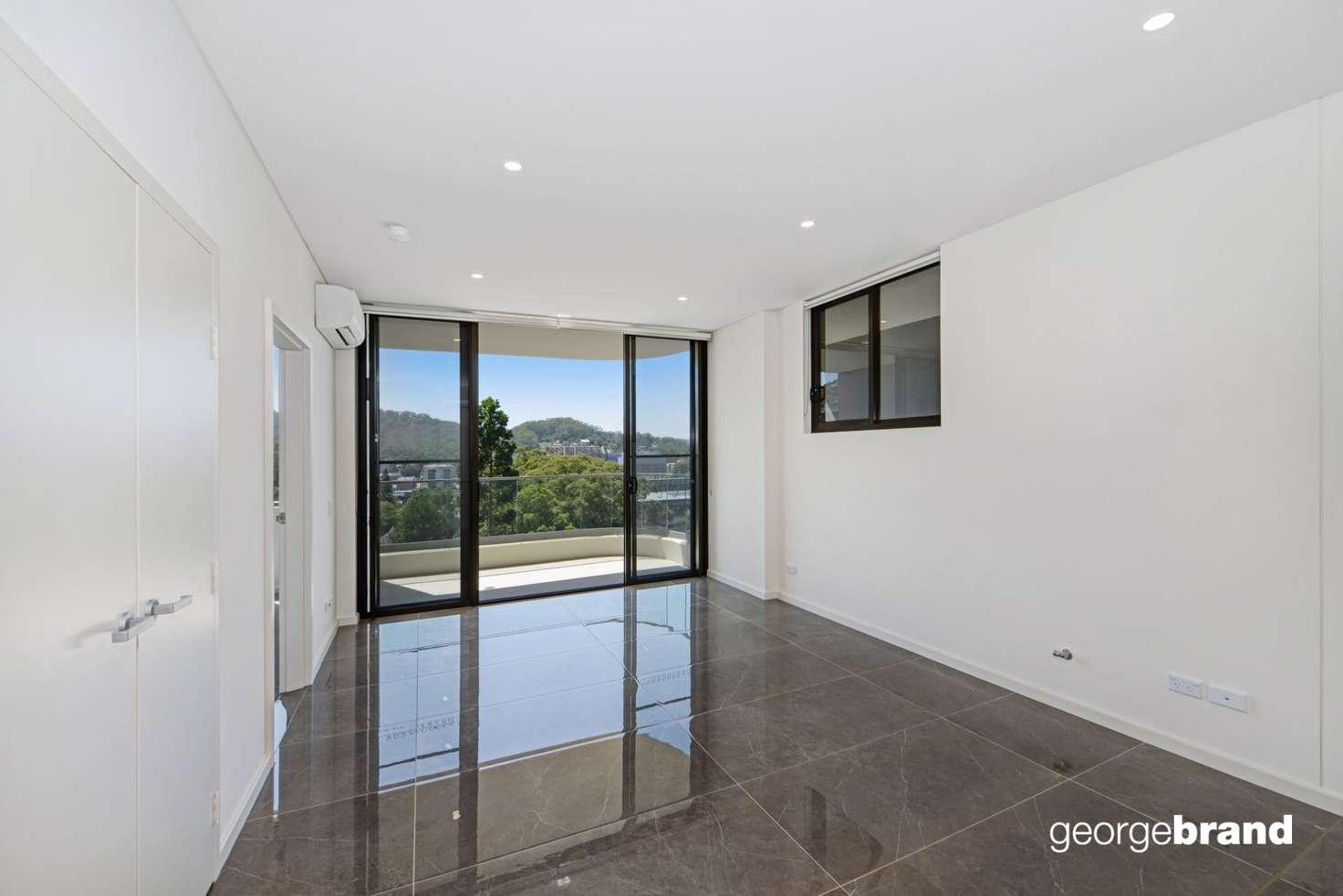 Main view of Homely unit listing, 408/2 Wilhelmina Street, Gosford NSW 2250