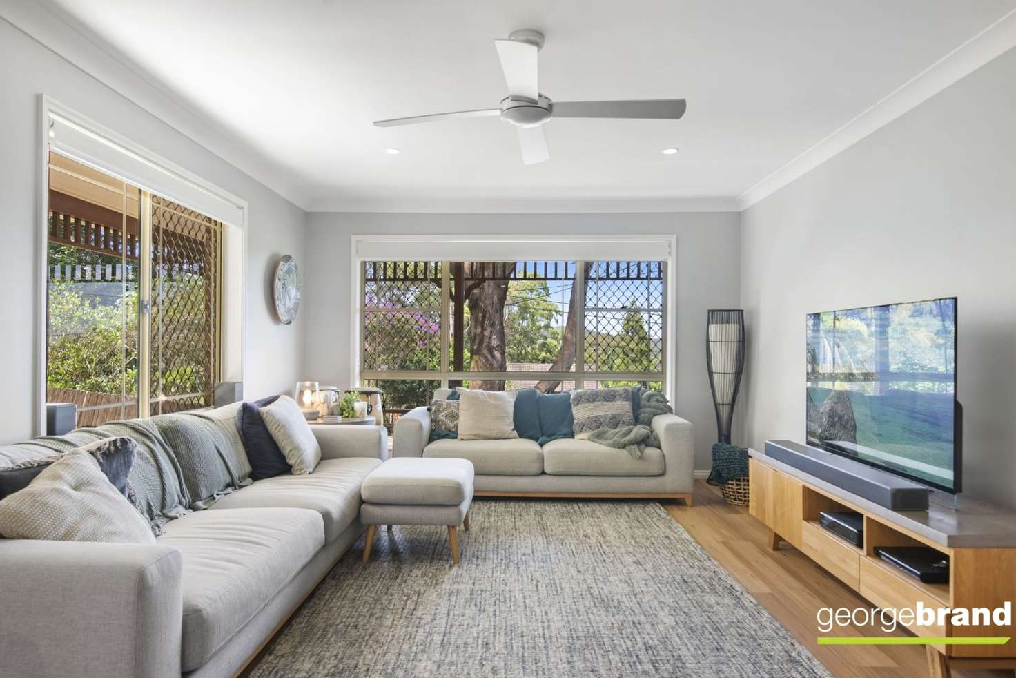 Main view of Homely villa listing, 2/47 Arakoon Street, Kincumber NSW 2251