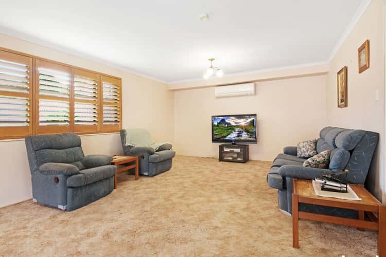 Fifth view of Homely house listing, 8 Empire Bay Dr, Kincumber NSW 2251