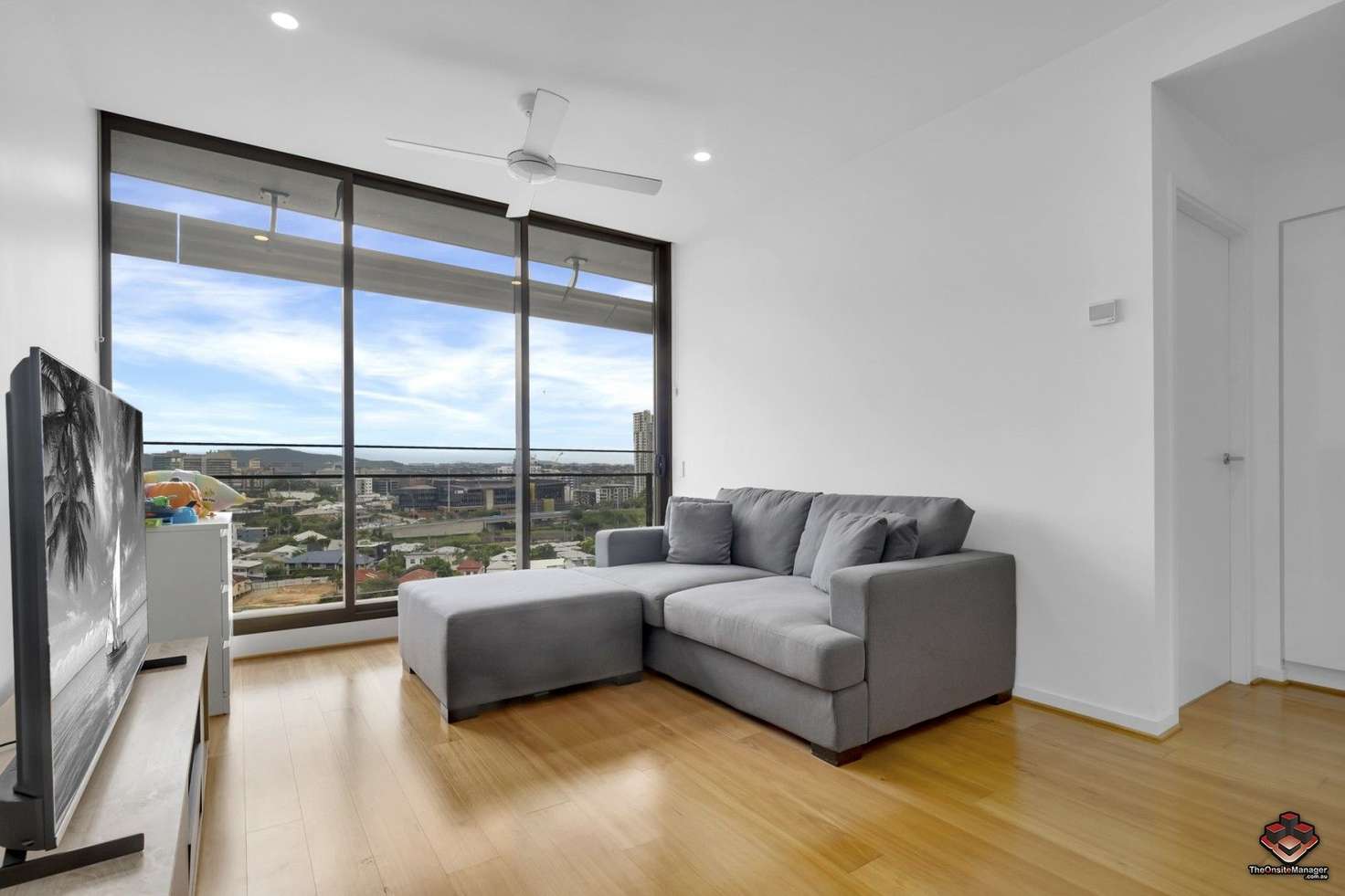 Main view of Homely apartment listing, ID:21127321/1033 Ann Street, Newstead QLD 4006