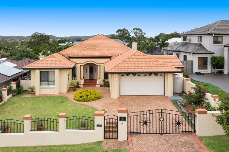 47 Clearmount Crescent, Carindale QLD 4152