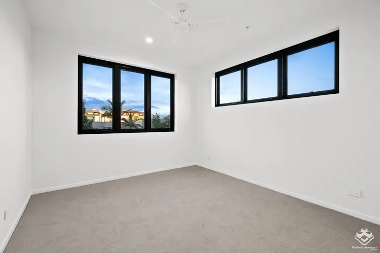 Fifth view of Homely apartment listing, ID:21152414/11 Barrack Road, Cannon Hill QLD 4170