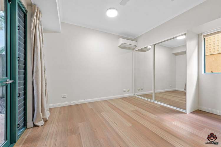 Fourth view of Homely apartment listing, ID:3625022/33 Hazelwood Street, Highgate Hill QLD 4101