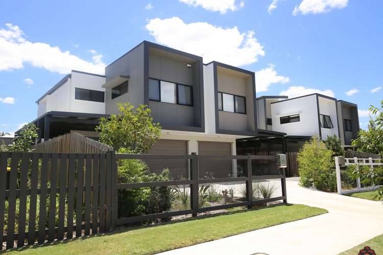 Main view of Homely townhouse listing, ID:3871309/6 Deacon Street, Coopers Plains QLD 4108