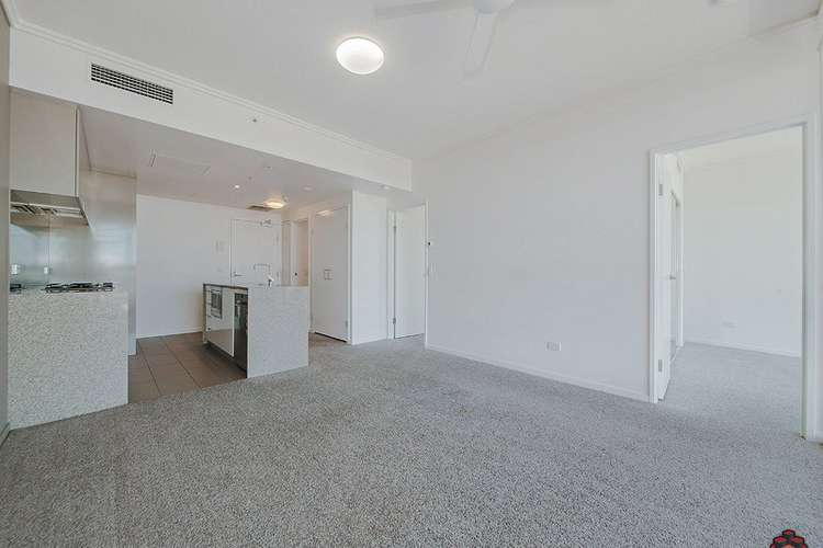 Fifth view of Homely apartment listing, ID:3907224/ 2 Harbour Road, Hamilton QLD 4007