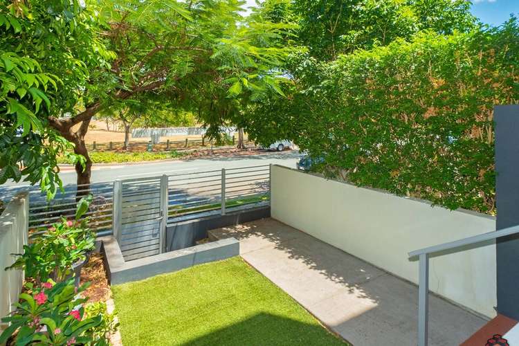 Main view of Homely unit listing, 4/18 Riverbend Place, Bulimba QLD 4171