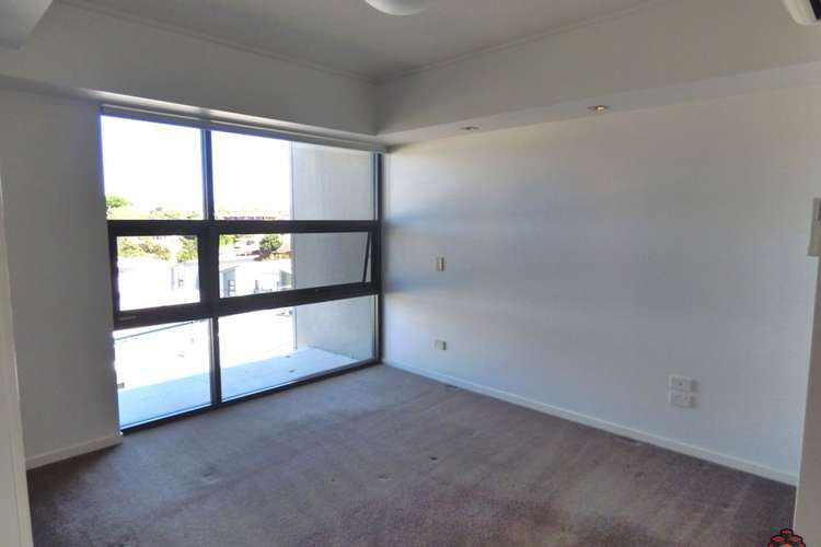 Fifth view of Homely apartment listing, ID:21064716/16 Surbiton Court, Carindale QLD 4152