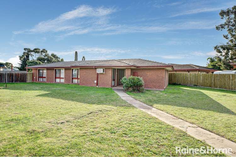 62 Chelmsford Way, Melton West VIC 3337