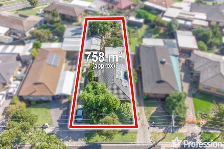 17 Birchwood Boulevard, Deer Park VIC 3023