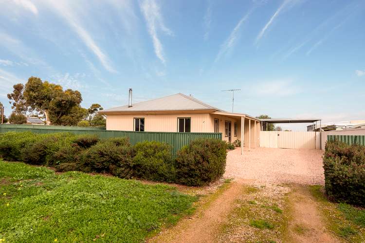 36 Railway Terrace, Paskeville SA 5552