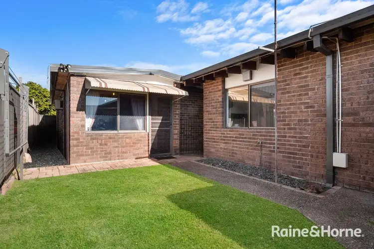 16B Conrad Street