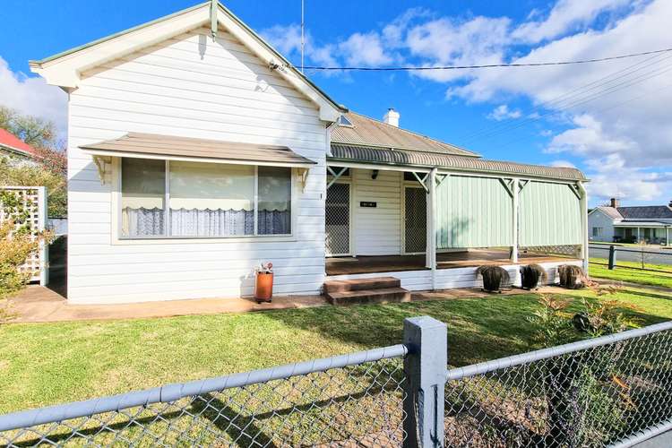 1 Middle Street, Grenfell NSW 2810