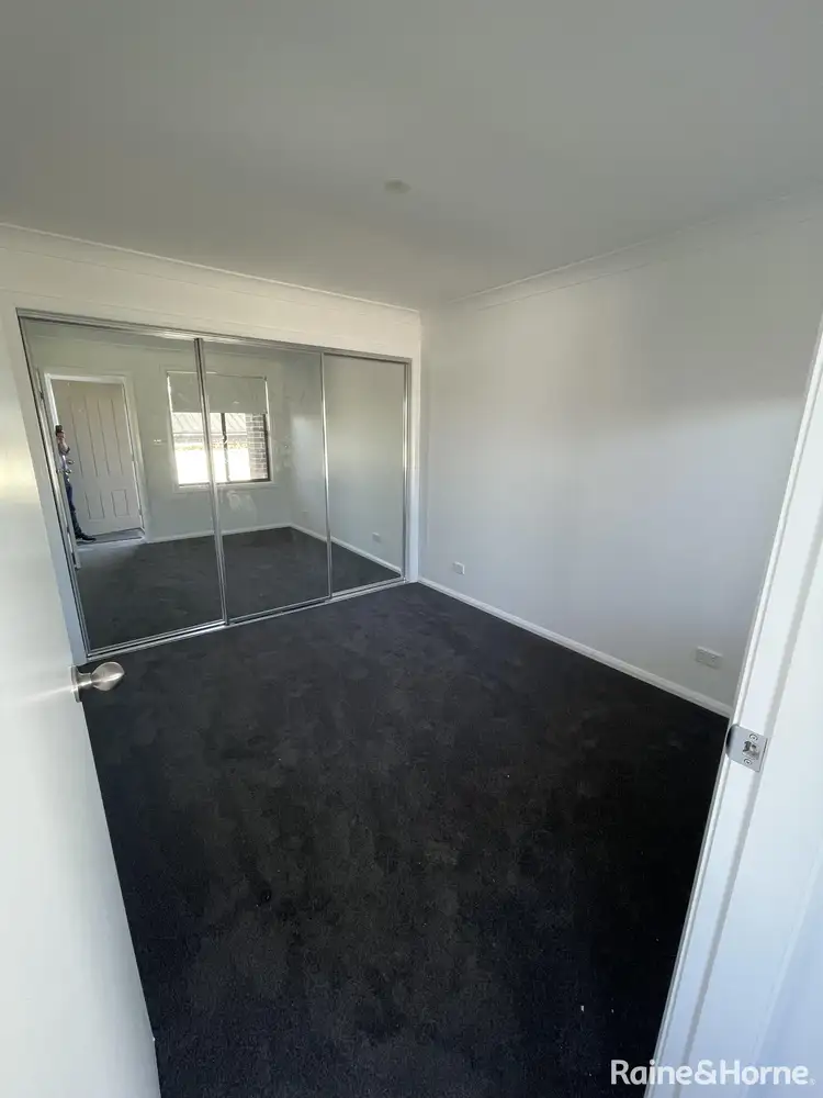 Third view of Homely house listing, 2/9 McKay Place, North Tamworth NSW 2340