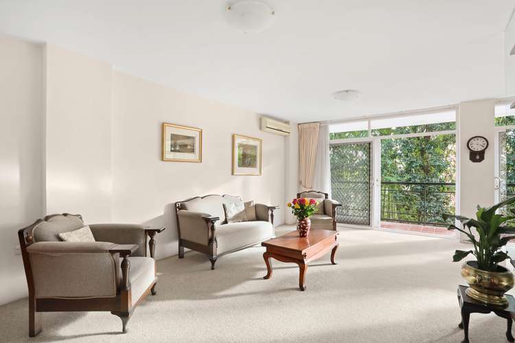 Main view of Homely apartment listing, 2/52 Darling Point Road, Darling Point NSW 2027