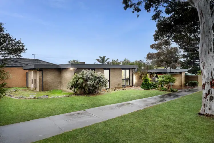 28 Neill Street