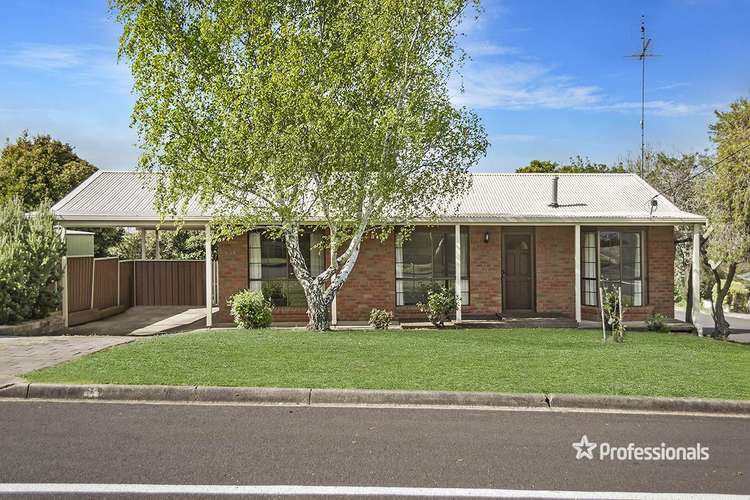 Main view of Homely house listing, 19 Westacott Street, Hamilton VIC 3300