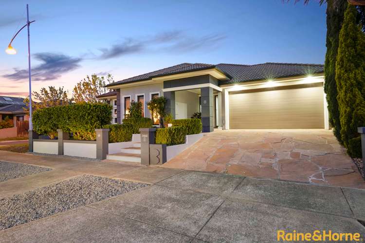 Main view of Homely house listing, 8 Litchfield Way, Taylors Hill VIC 3037
