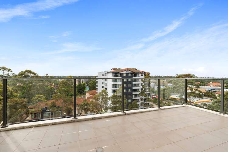 814/135-137 Pacific Highway, Hornsby NSW 2077
