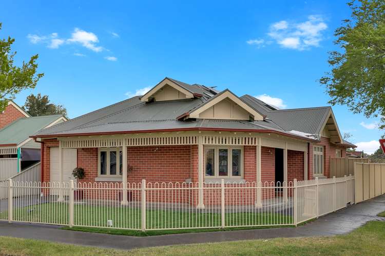 2 Waterdale Rise, Craigieburn VIC 3064