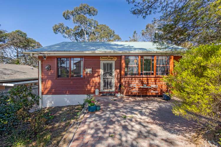 Main view of Homely house listing, 31 Seventh Avenue, Katoomba NSW 2780
