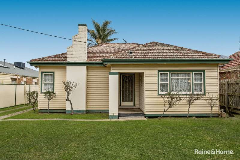 Main view of Homely house listing, 18 JASPER ST, Noble Park VIC 3174