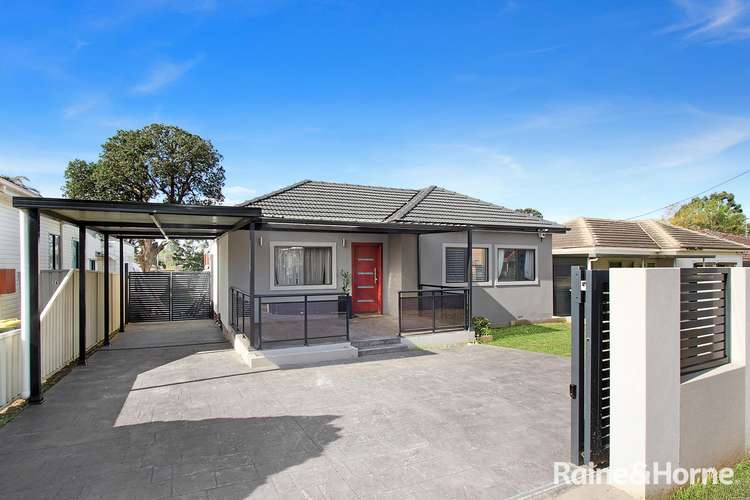 18 Saywell Road, Macquarie Fields NSW 2564