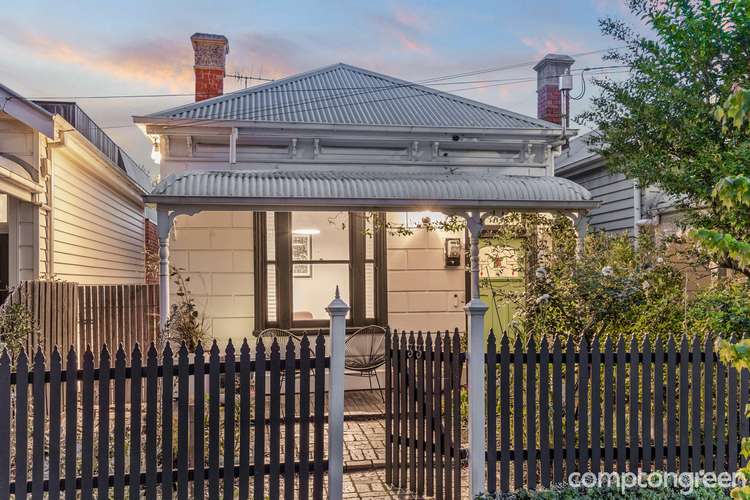 33 Station Road, Seddon VIC 3011