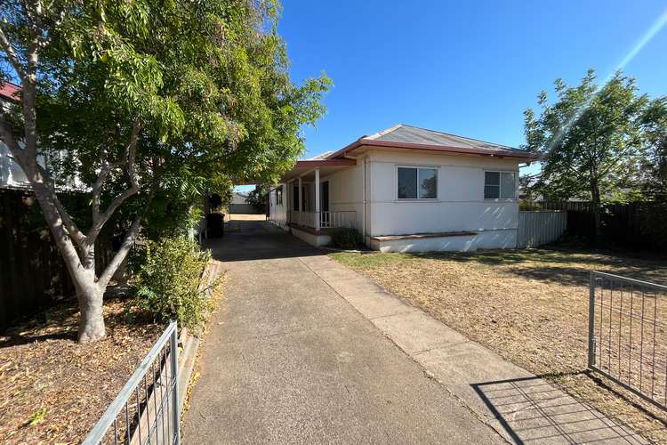 19 Park Street, Tamworth NSW 2340