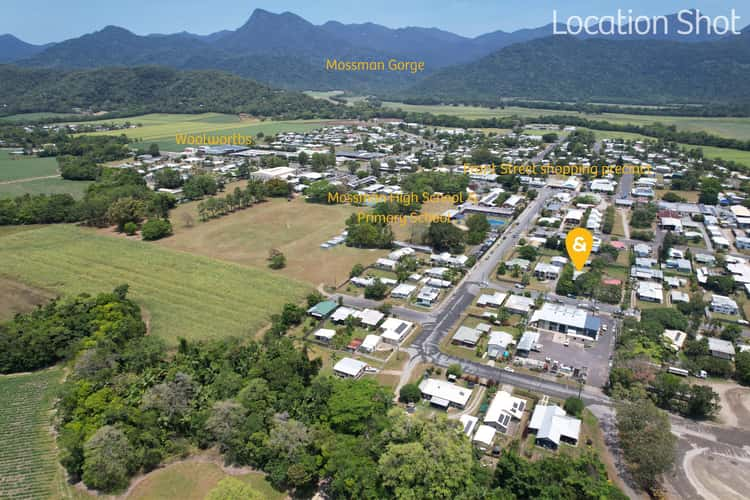 21 Thomas Street, Mossman QLD 4873