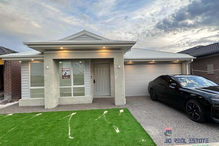 Main view of Homely house listing, 33 Riversdale Boulevard, Weir Views VIC 3338