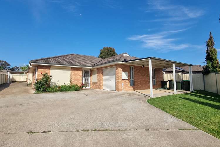 Main view of Homely townhouse listing, 1/13 Lachlan Close, Young NSW 2594