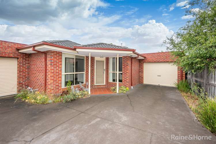 2/13 Anderson Road, Sunbury VIC 3429