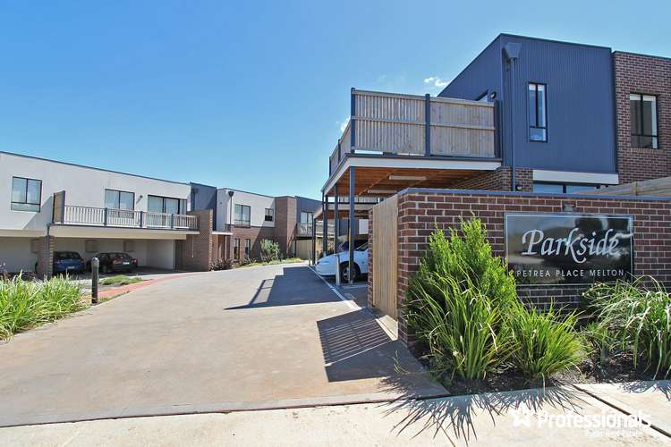 Main view of Homely unit listing, 28/9 Petrea Place, Harkness VIC 3337