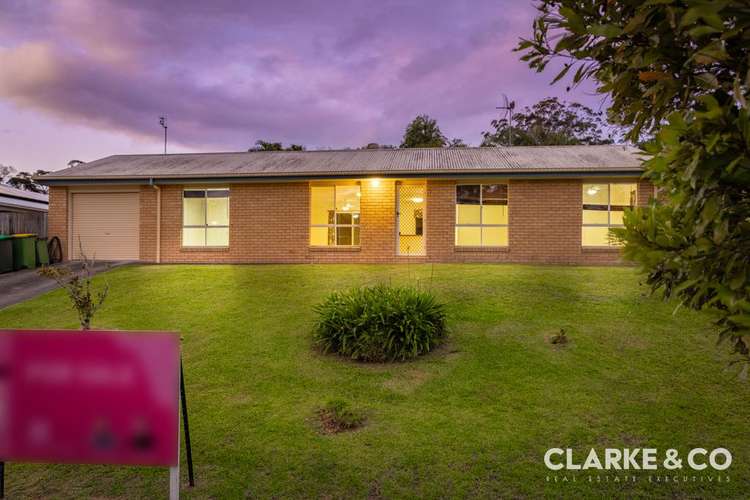 8 Olivia Court, Landsborough QLD 4550