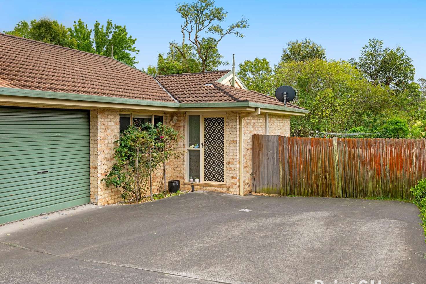 Main view of Homely semiDetached listing, 2/18 Robert Holl Drive, Ourimbah NSW 2258