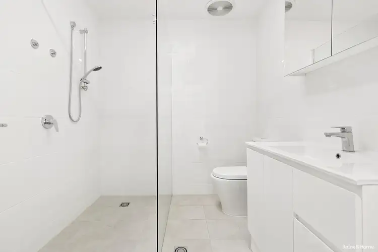 Fifth view of Homely unit listing, 2/3 Marks Point Road, Marks Point NSW 2280