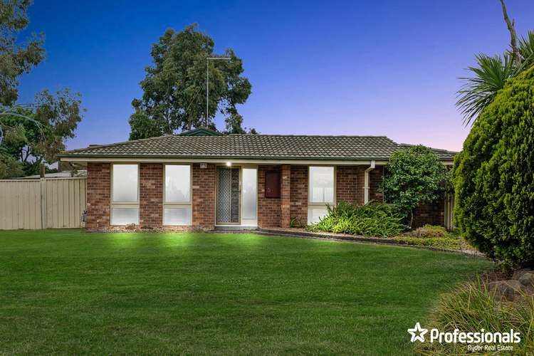 Main view of Homely house listing, 5 Kingsley Place, Melton West VIC 3337