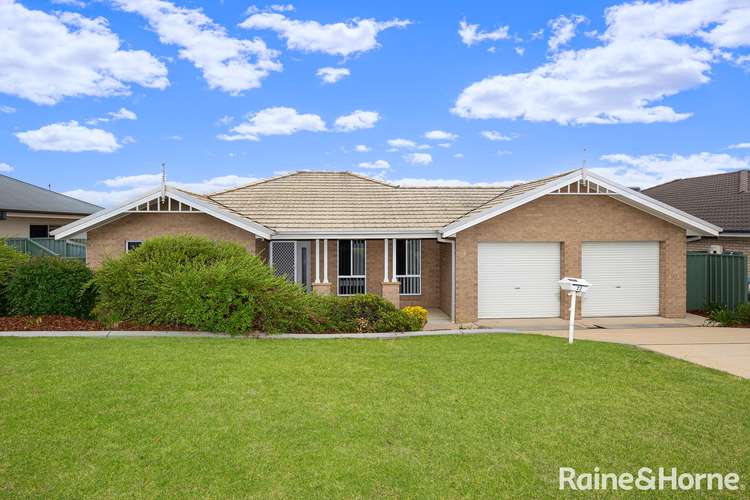 22 Melaleuca Drive, Forest Hill NSW 2651