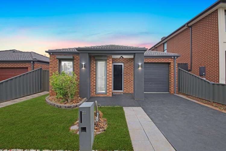 36 Firecrest Road, Manor Lakes VIC 3024