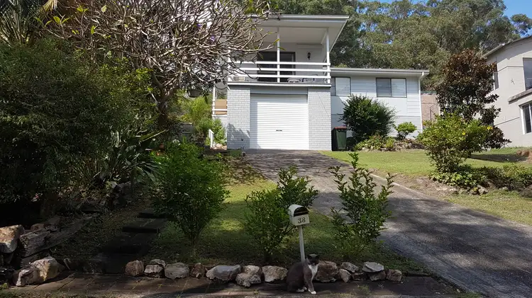 38 Johnson Pde