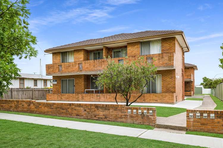 Main view of Homely apartment listing, 1/67 Piper Street, Bathurst NSW 2795