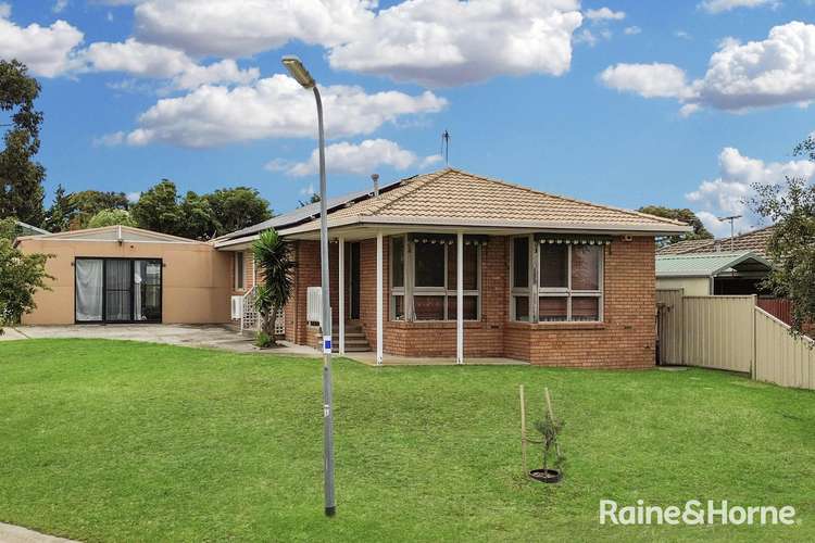 24 Hibiscus Close, Meadow Heights VIC 3048