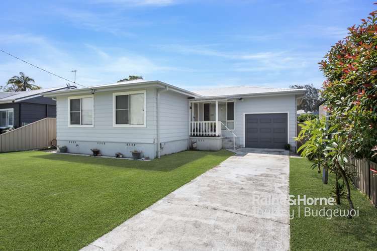 Main view of Homely house listing, 3 St James Avenue, Berkeley Vale NSW 2261